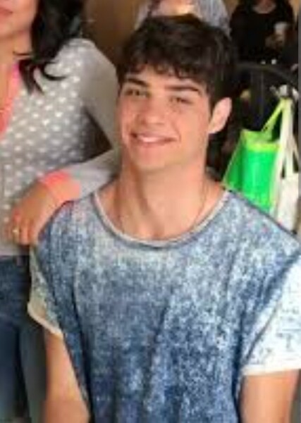 Noah Centineo photo