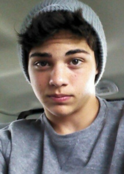 Noah Centineo photo