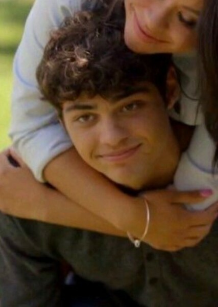 Noah Centineo photo