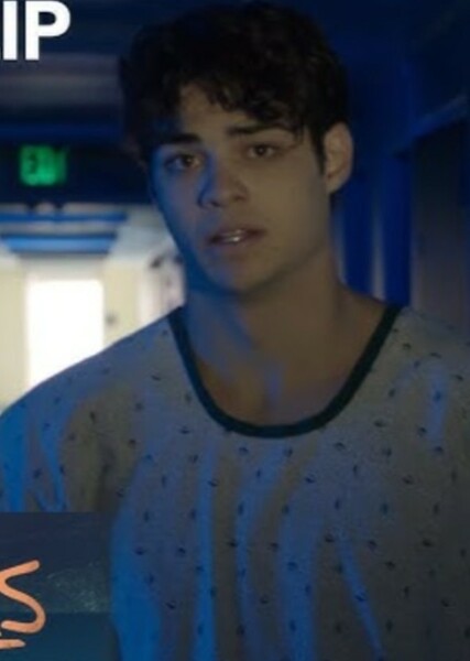 Noah Centineo photo