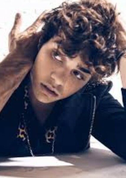 Noah Centineo photo