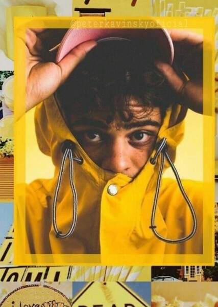 Noah Centineo photo