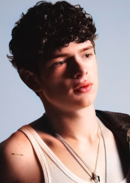 Noah Jupe photo