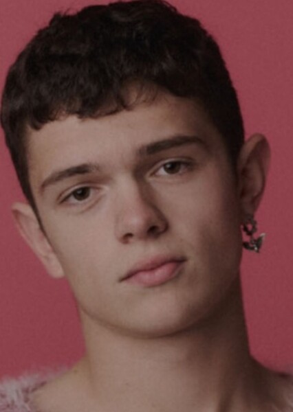 Noah Jupe photo