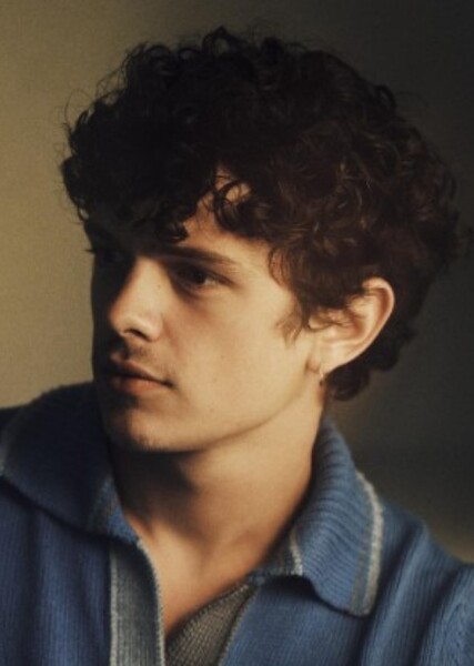Noah Jupe photo