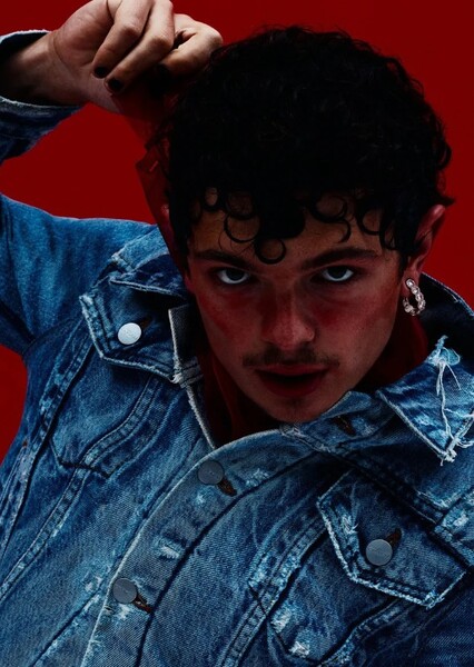 Noah Jupe photo
