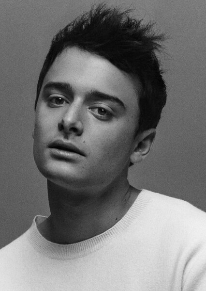 Noah Schnapp photo