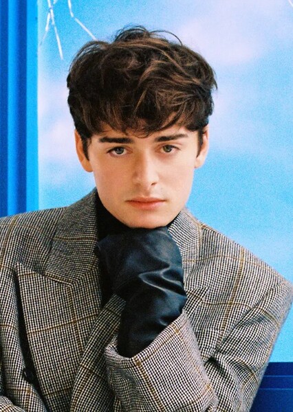 Noah Schnapp photo
