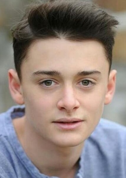 Noah Schnapp photo