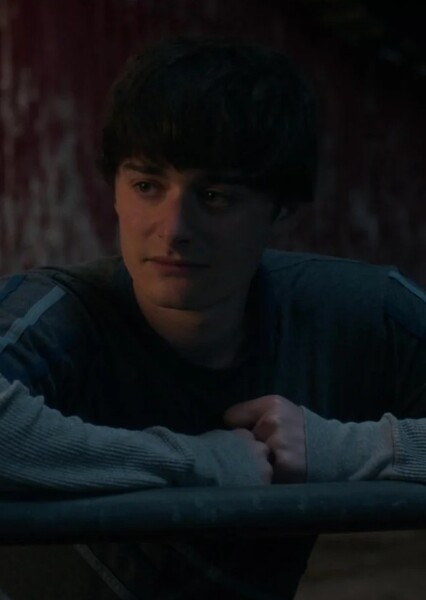 Noah Schnapp photo