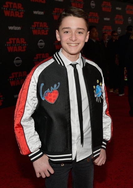 Noah Schnapp photo