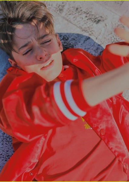Noah Schnapp photo