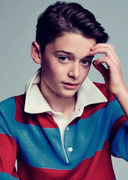 Noah Schnapp photo