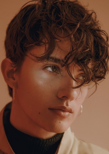 Noah Urrea photo