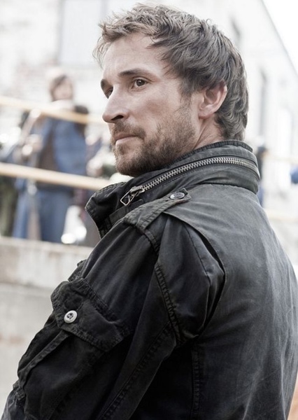 Noah Wyle photo