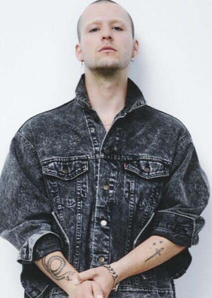 Noah Yorke photo