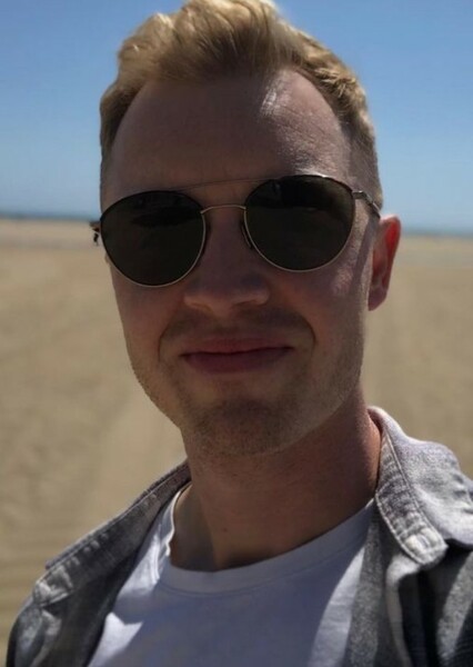 Noel Fisher photo