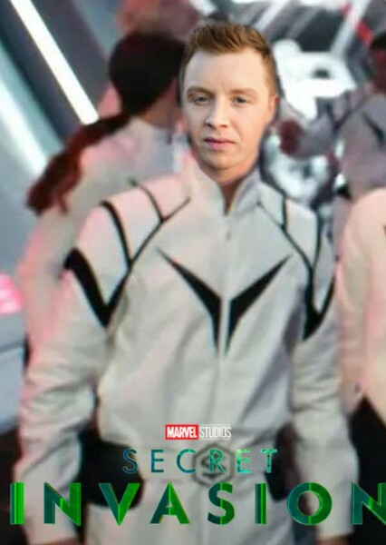Noel Fisher photo
