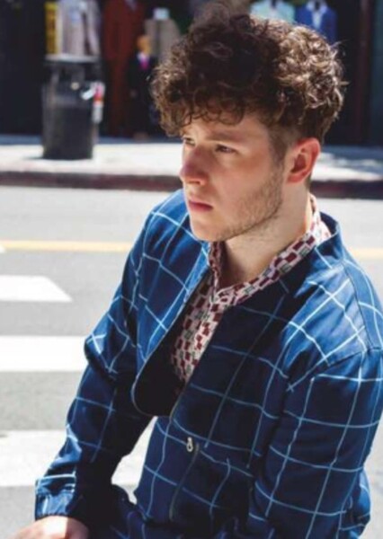 Nolan Gould photo