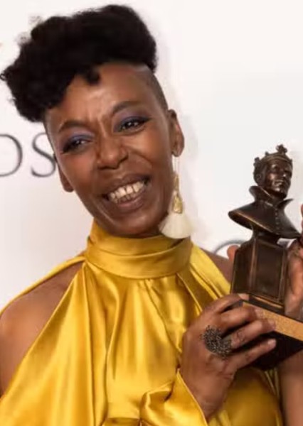 Noma Dumezweni photo