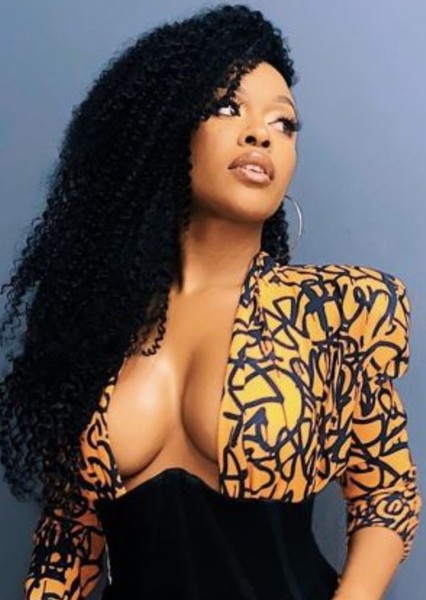 Nomzamo Mbatha photo