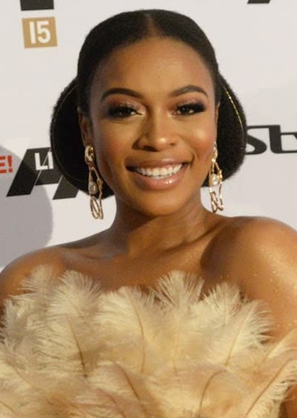Nomzamo Mbatha photo