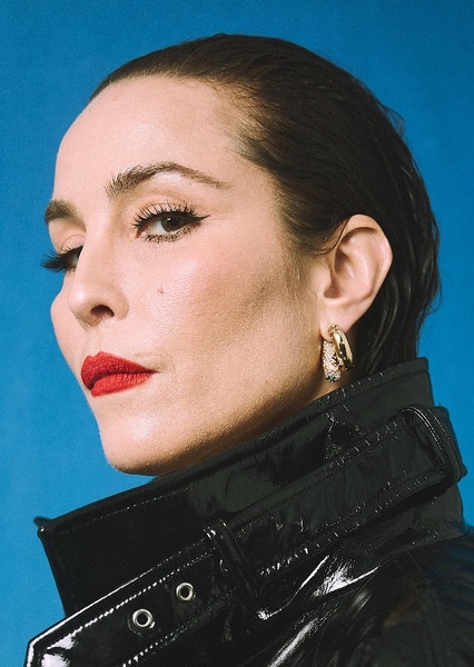 Noomi Rapace photo