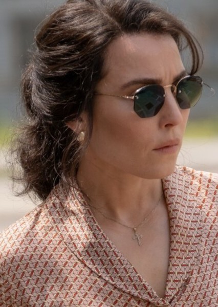 Noomi Rapace photo