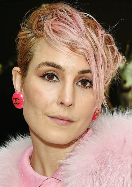 Noomi Rapace photo