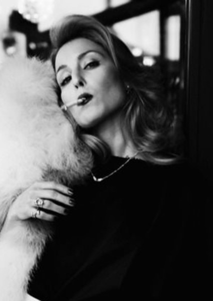 Noomi Rapace photo