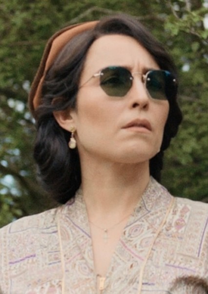 Noomi Rapace photo