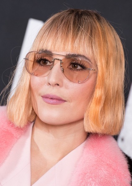 Noomi Rapace photo