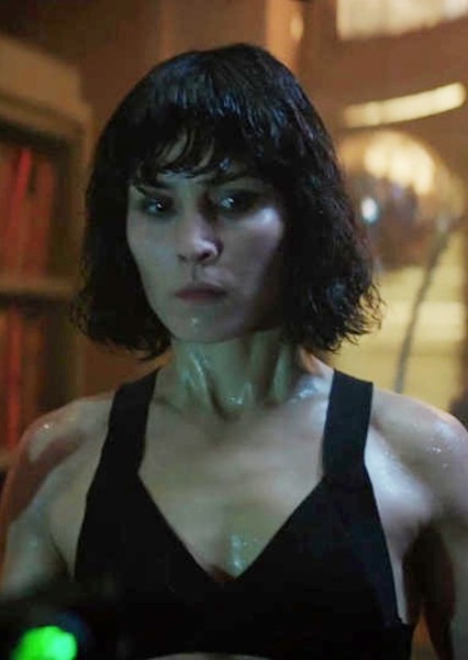 Noomi Rapace photo
