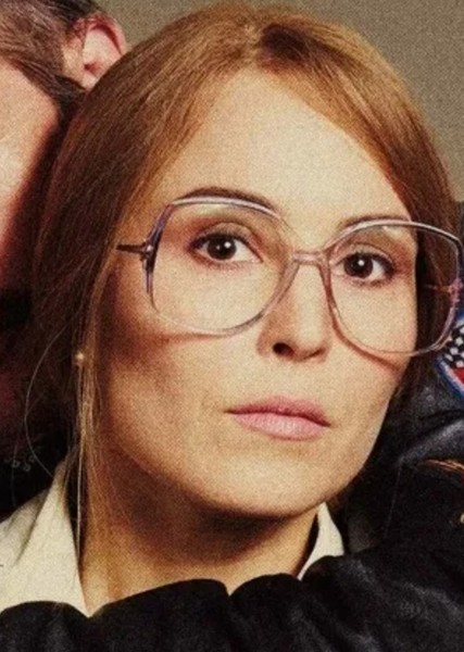 Noomi Rapace photo