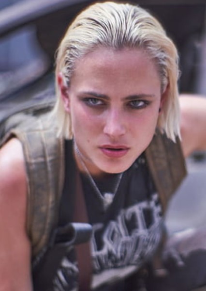 Nora Arnezeder photo
