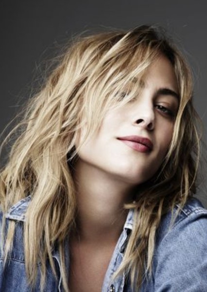 Nora Arnezeder photo