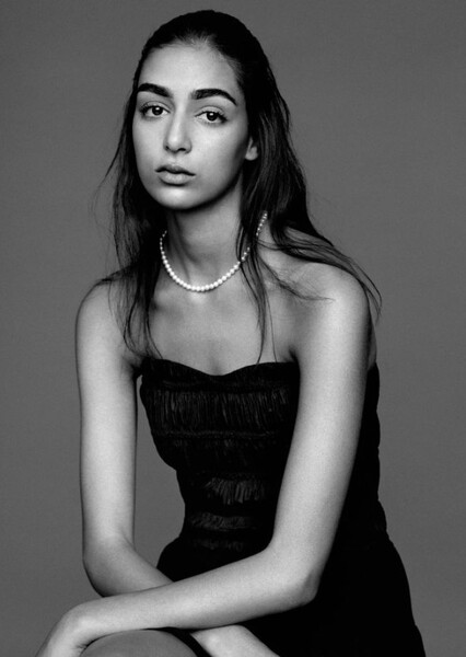 Nora Attal photo