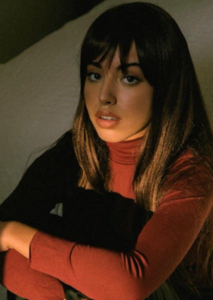 Nora Dari photo