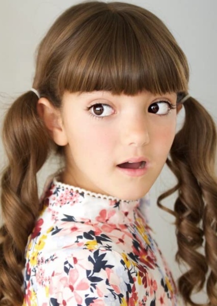 Nora Harriet photo