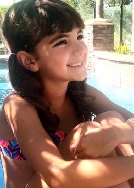 Nora Harriet photo