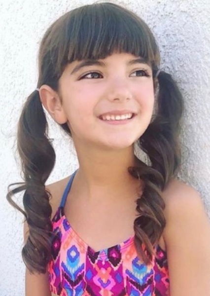 Nora Harriet photo