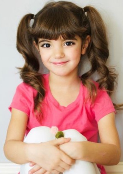 Nora Harriet photo