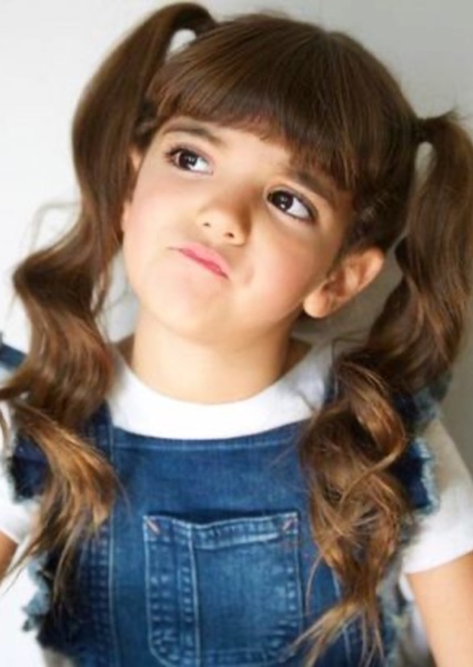 Nora Harriet photo