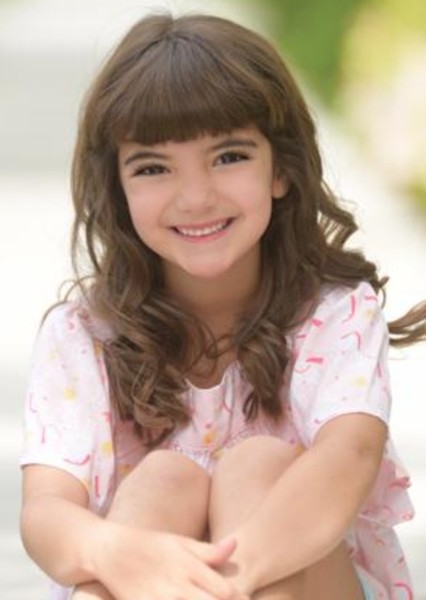 Nora Harriet photo