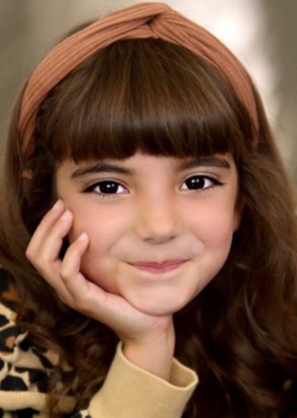 Nora Harriet photo