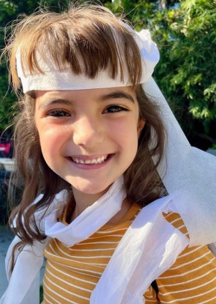 Nora Harriet photo