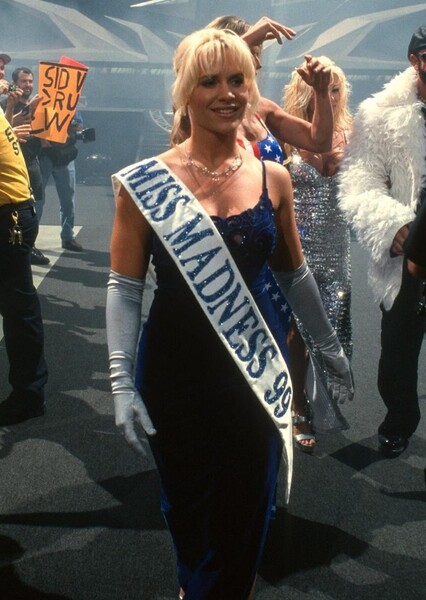 Nora Kristina Greenwald (Molly Holly) photo