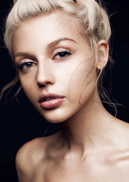 Nora O'Neil photo