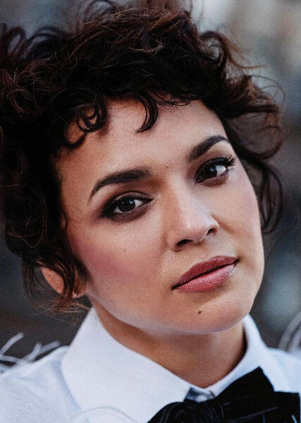 Norah Jones photo