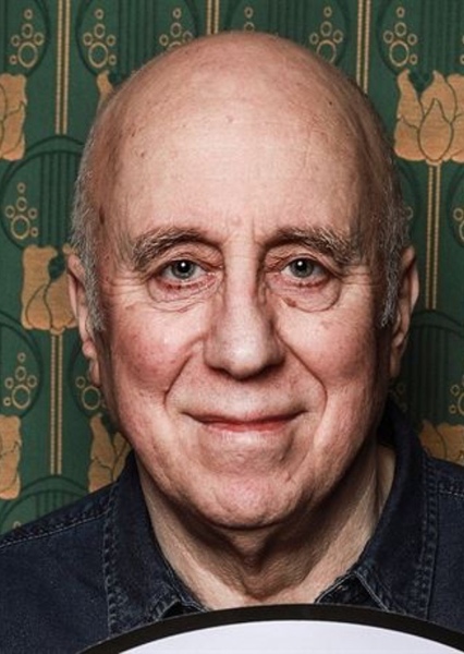 Norman Lovett photo